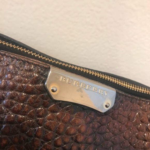 Burberry Chischester Cross Body Bag - Picture 2 of 5